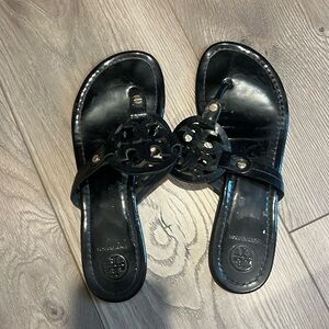 Black Tory Burch Miller patent leather size 37